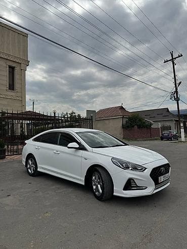 Hyundai Sonata: 2019 г., 2 л, Автомат, Газ, Седан — 2