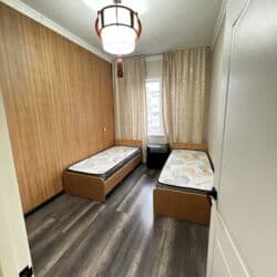 квартира долгосрочный: 4 бөлмө, Менчик ээси, Чогуу жашоо менен, Толугу менен эмереги бар — 5