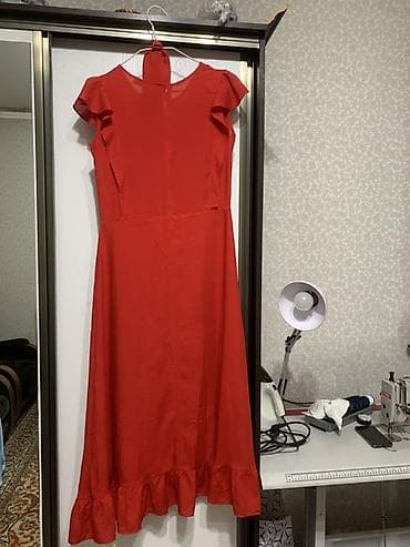 красные шорты: Яркое женское платье миди насыщенно‑красного цвета. Турция 🇹🇷 - — 1