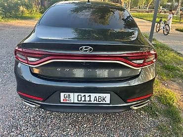 смденья на сантафе: Hyundai Grandeur: 2019 г., 2.4 л, Автомат, Гибрид, Седан — 4