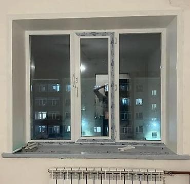 solutions elementary: ПВХ-окно с трёхсекционной конструкцией и поворотно-откидной створкой — 1