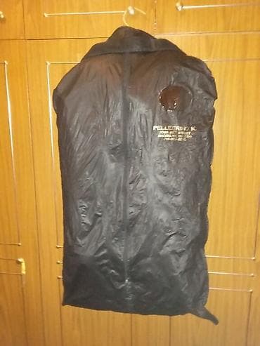 кожаные куртки цена: Продам куртки женские кожа.1- размер 46-48 черная. На пуговицах — 4