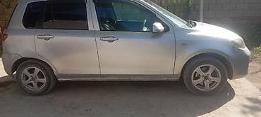 1: Mazda Demio: 2002 г., 1.3 л, Вариатор, Бензин, Хэтчбэк — 2