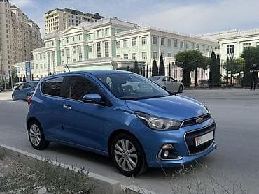 Chevrolet Spark: 2017 г., 1 л, Бензин, Хэтчбэк