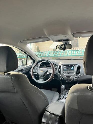 авто в рас: Chevrolet Cruze: 2018 г., 1.4 л, Типтроник, Бензин, Седан — 4