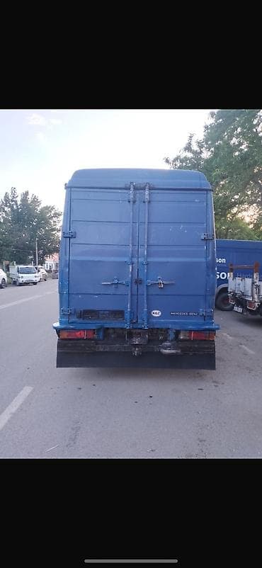 Грузовик, Mercedes-Benz — 3