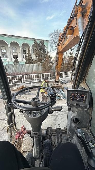 Услуги экскаватора: Экскаватор | Траншеи — 2