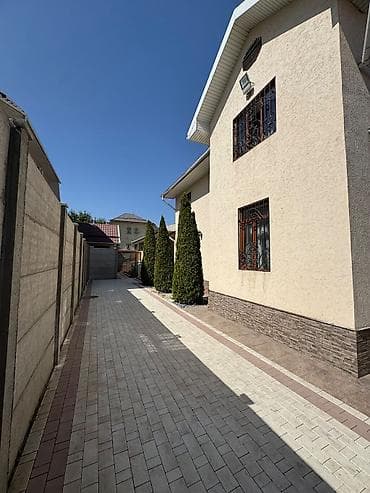 🏡 Уютный кирпичный дом в престижном районе Бишкека — заезжай и живи! — 3