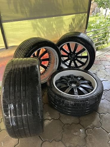 диски на кмри: Колеса в сборе 285 / 40 / R 22, Лето, Б/у — 4