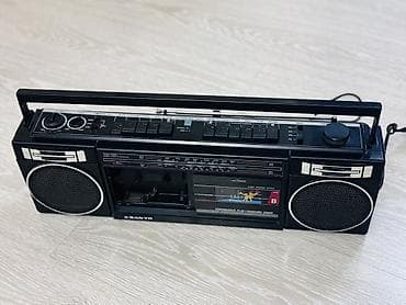 Винтажный кассетный японский магнитофон SANYO M W703K - Радиоприёмник at lalafo.kg Винтажный кассетный японский магнитофон SANYO M W703K - Радиоприёмник