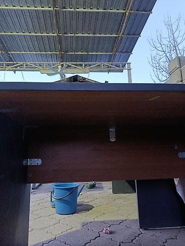 шкаф компьютерный стол: Письменный/рабочий стол из ЛДСП - Прямоугольная столешница с — 2