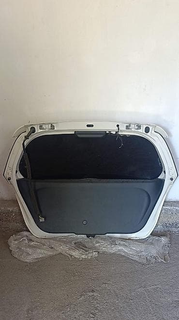 хонда фит тарпеда: Крышка багажника Honda, Оригинал — 2
