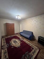 сдаю квартиру на длительный срок: 1 бөлмө, Кыймылсыз мүлк агенттиги, Чогуу жашоосу жок, Толугу менен эмереги бар — 2