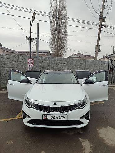салон машины: Kia K5: 2019 г., 2 л, Автомат, Бензин, Седан — 3