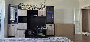 Шкафтар: Дубал шкаф, Дубал шкаф түрү: Модулдуу, Үй, конок бөлмөсү үчүн, Колдонулган, Өзгөчөлүктөрү: Телевизор коюучу бөлүк менен — 1