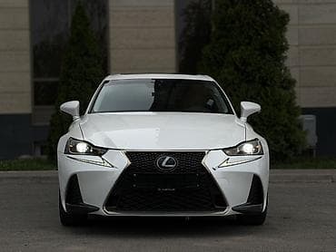 Lexus IS: 2018 г., 2 л, Автомат, Бензин, Седан