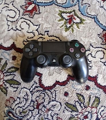 epson l18050: PlayStation 4 Pro (PS4 Pro) с двумя геймпадами DualShock 4 — 8