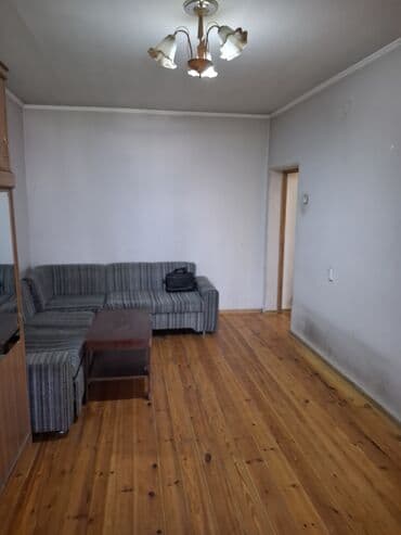 обменяю дом на квартиру: 1 комната, 32 м², Индивидуалка, 4 этаж — 4