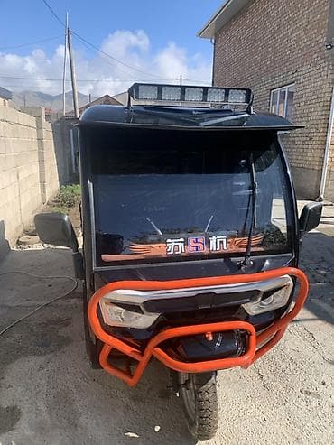 audi 4: Легкий грузовик, Стандарт — 4