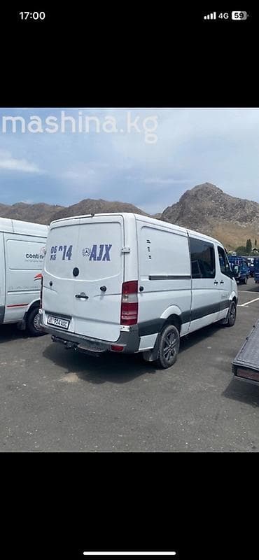 мотоцикл сатылат: Жеңил жүк ташуучу унаа, Mercedes-Benz — 1