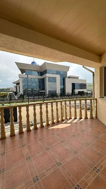 Недвижимость: 600 м², 11 комнат, Южная Магистраль, Без животных — 1