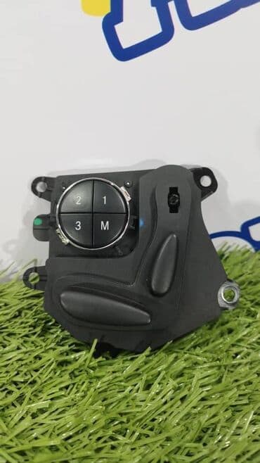 блок управления сидений: Mercedes-Benz W211, пассажирский блок памяти сидений (рестайлинг) — 1