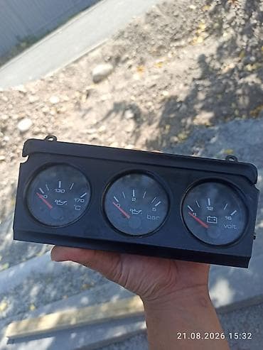 авто насос: Щиток приборов Универсальный 1991 г., Б/у, Оригинал, Германия — 1