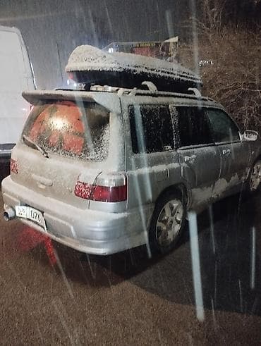 tayota vitz: Subaru Forester: 2001 г., 2 л, Автомат, Бензин, Универсал — 3