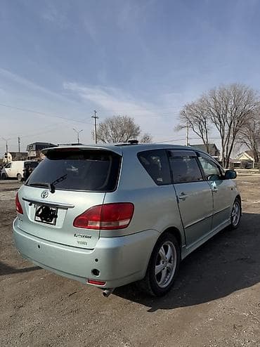 toyota ош: Toyota Ipsum: 2001 г., 2.4 л, Автомат, Газ, Минивэн — 2