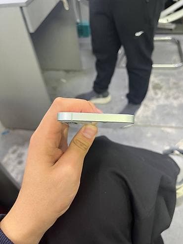 айфо 12: IPhone 12, Зеленый — 5