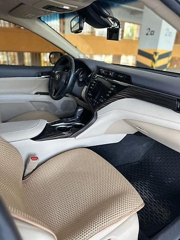 Продажа авто: Toyota Camry: 2019 г., 2.5 л, Автомат, Бензин, Седан — 8