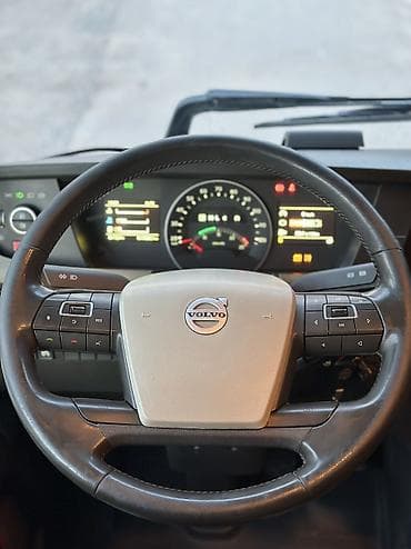 продается машина: Тягач, Volvo, 2019 г. — 10