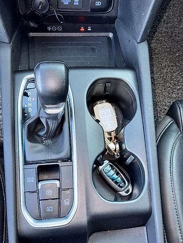 geely galaxy e5: Hyundai Santa Fe: 2019 г., Автомат, Бензин, Кроссовер — 3