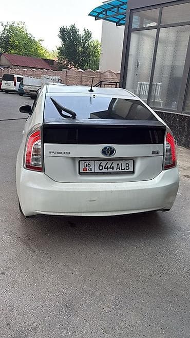 lexus es 2020: Toyota Prius: 2012 г., Вариатор, Гибрид, Хэтчбэк — 3