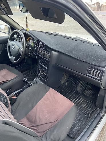 kia 2024: Chevrolet Nexia: 2011 г., 1.5 л, Седан — 10