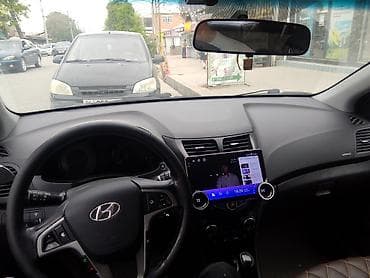 ош малибу: Hyundai Solaris: 2015 г., 1.6 л, Автомат, Бензин, Седан — 7