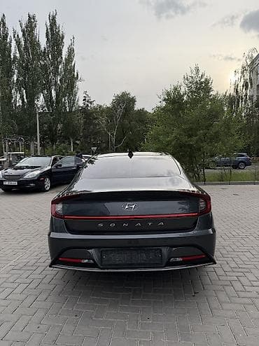 step 2: Hyundai Sonata: 2019 г., 2 л, Автомат, Газ, Седан — 2