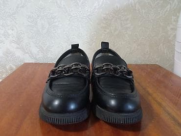лоферы: Продаю детский лоферы 33 размера состояние отличное,цена 1000 сом — 2