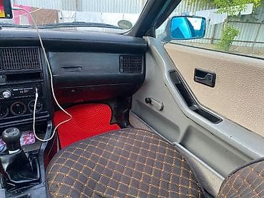 опел вектора б: Audi 80: 1990 г., 1.8 л, Ручные, Седан — 8