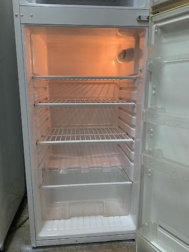 Замороженные овощи: Холодильник Beko, Б/у, Двухкамерный, De frost (капельный), 55 * 142 * 60 — 4