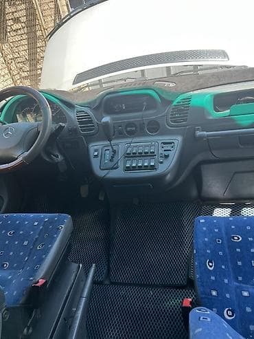 Mercedes-Benz Спринтер: 2005 г., 2.7 л, Автомат, Дизель, Бус