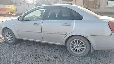 Chevrolet Lacetti: 2008 г., 1.4 л, Механика, Бензин, Седан