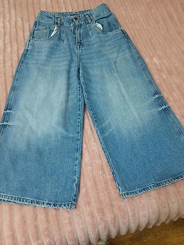 Джинсы: Джинсовые кюлоты/широкие укороченные джинсы. - Фасон: очень широкий — 1