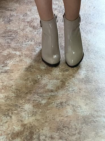 обувь новая: ✨ Полусапоги ▫️ Размер: 35 ▫️ Демисезонные ▫️ Куплены на Дордое Ни — 1