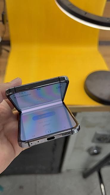 samsung note 8: Samsung Galaxy Z Flip 5, Б/у, 512 ГБ, 1 SIM, eSIM — 8