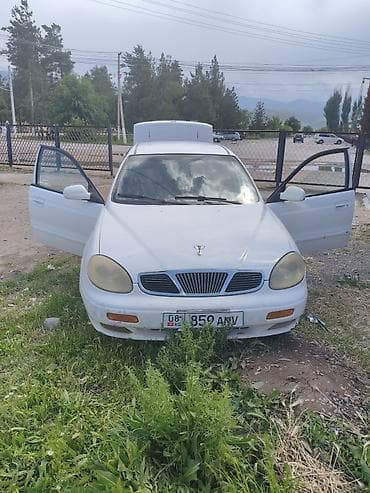 тойота платз: Daewoo Leganza: 2000 г., Седан — 4