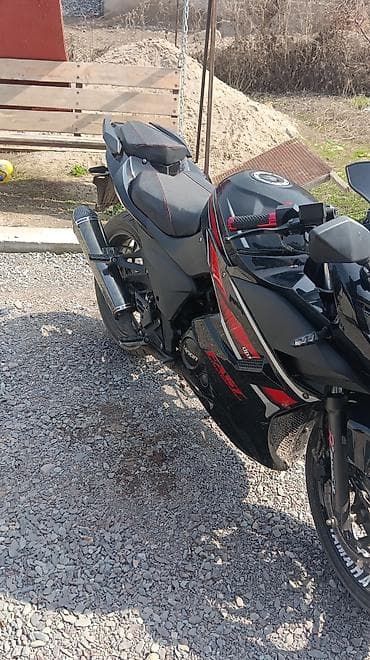 матасы: Без торга ! Спортивный мотоцикл Loncin Fast (серия R) в чёрно‑красном — 3