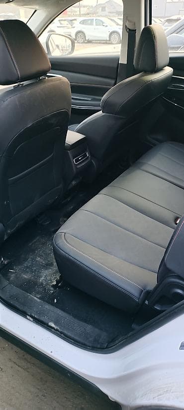 подушка на спринтер: Changan CS75 Plus: 2025 г., 1.5 л, Робот, Бензин, Кроссовер — 6