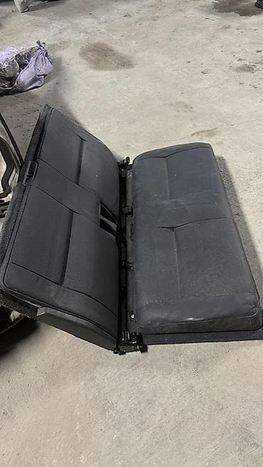 продам лыжи бу: Заднее сиденье, Mercedes-Benz Б/у — 4