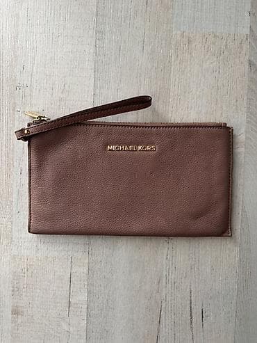 карман клаппан: Клатч-кошелёк Michael Kors — 1